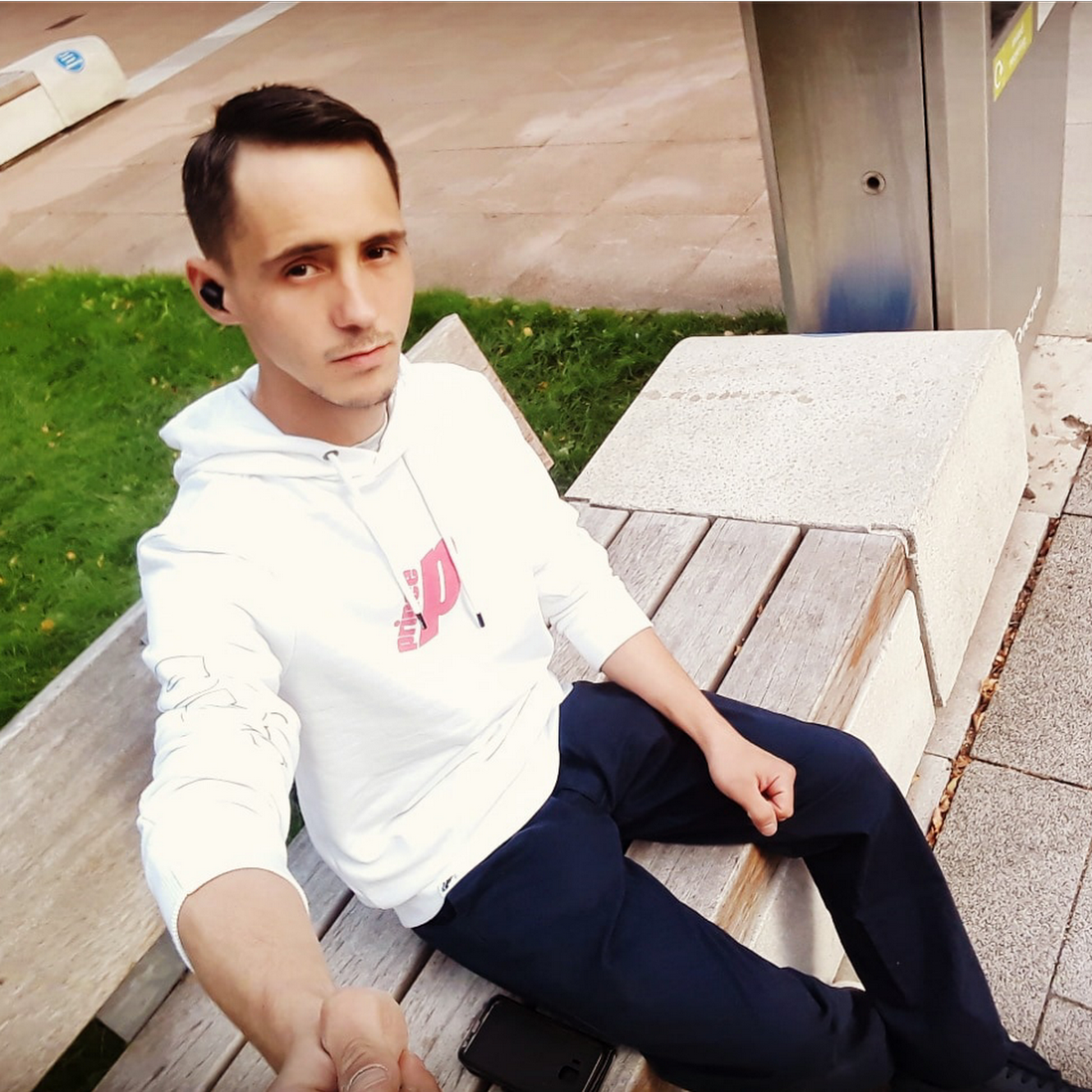 Cosmin Greurus poezii.online Cosmin Greurus