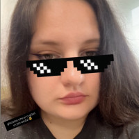 author AnaS